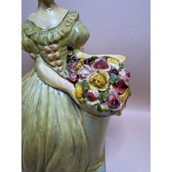 Pretty Vintage Lady W/ Flowers Chalk Figure MCM Hand Painted & Colourful Details - Picture 3 of 10